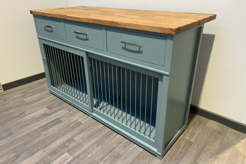 Kitchen Breakfast Bar